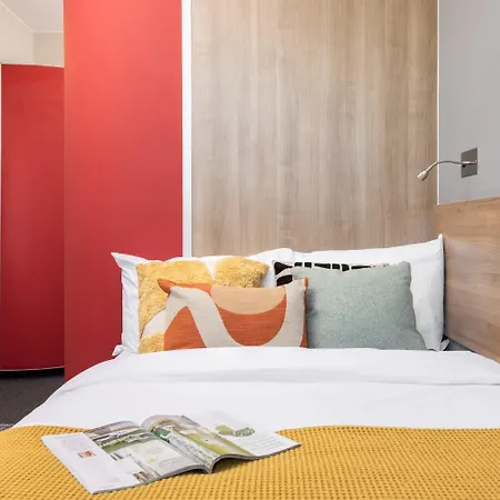 Apartment For Students Only Ensuites In Sky Plaza Leeds (West Yorkshire)